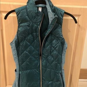Lululemon emerald vest